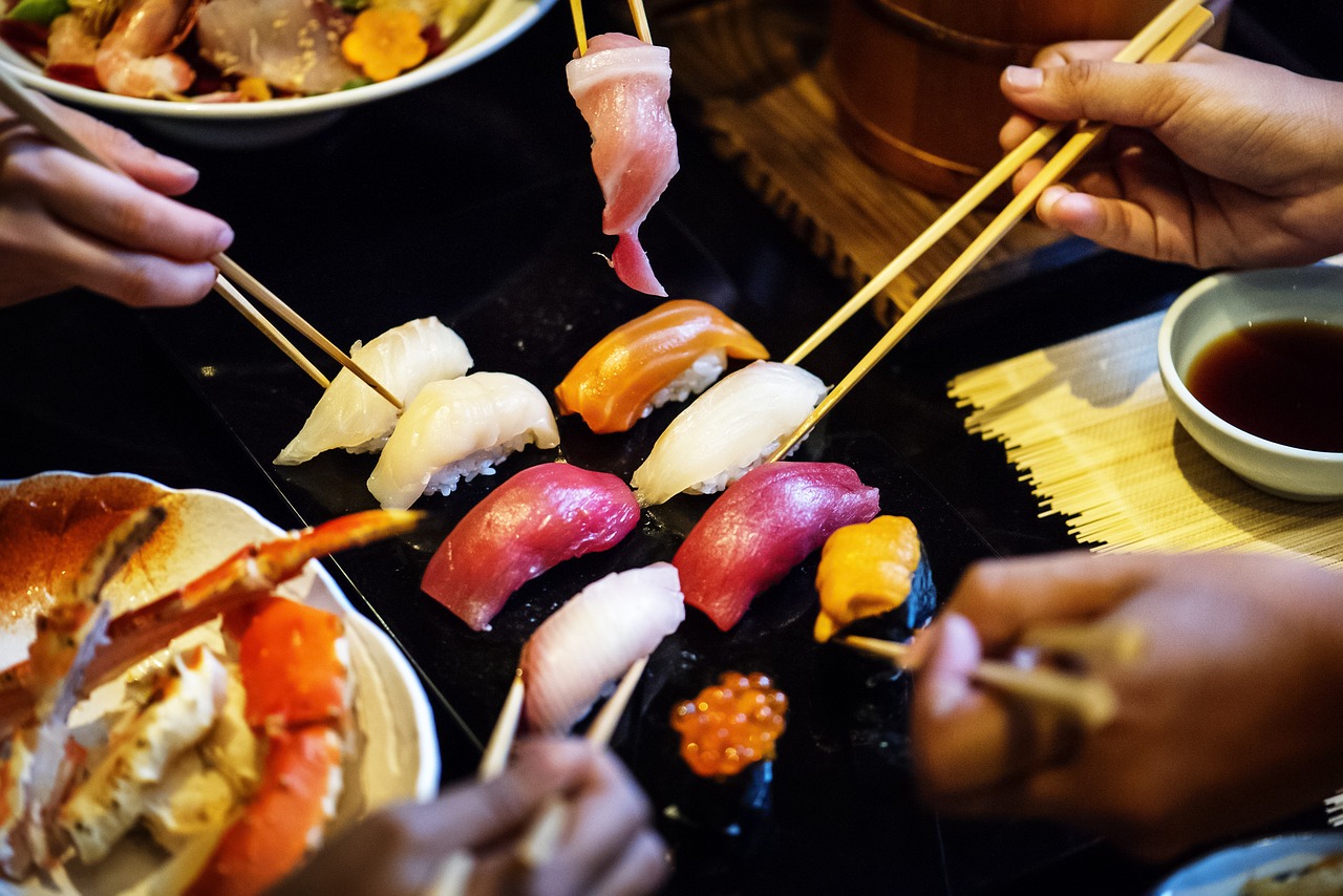 亚冬会食堂400多种美食嘎嘎香，亚冬会食堂美食盛宴，超400种佳肴香飘四溢